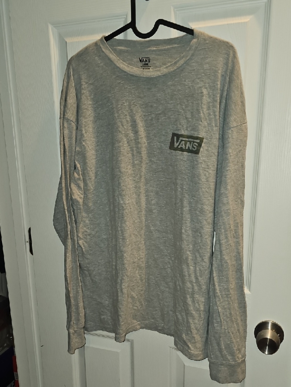 $4 LOWER PRICE IN BUNDLE Vans Men’s Long Sleeve Tee